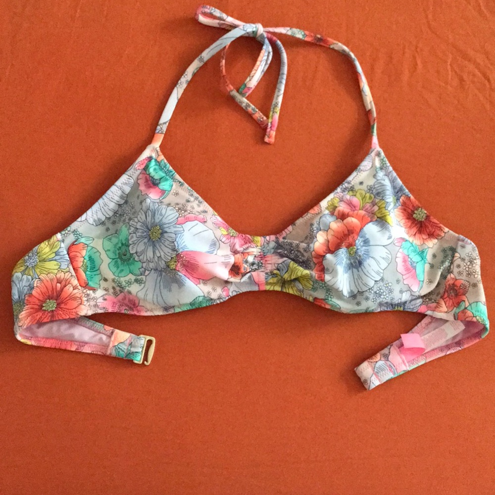 Victoria’s Secret floral bikini top